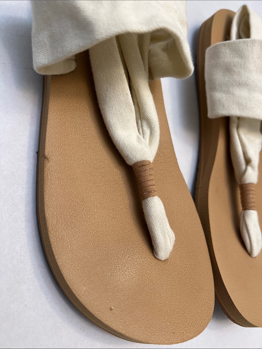 SANUK YOGA SLING SANDALS SIZE 7 TAN & CREAM - Picture 13 of 13